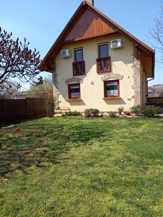 Burai Vendégház Villány Exterior foto